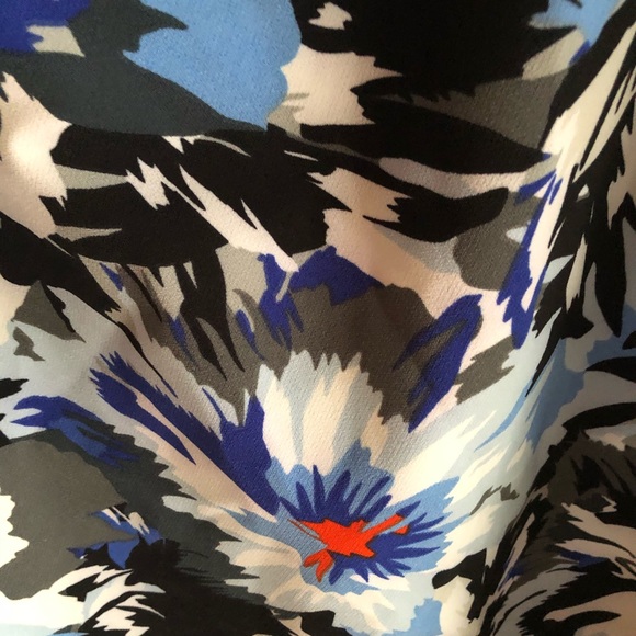 Super cute skirt - Picture 2 of 3